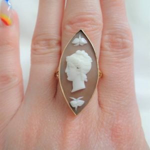 Antique Large Cameo Ring 750 (18ct) Gold