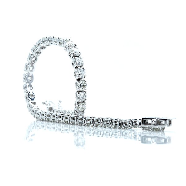 Classic Round Tennis Bracelet – B20121-2 Classic round tennis 18 carats white gold bracelet from Madaame